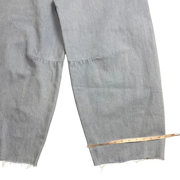 NWT Universal Thread 10 High Rise Curved Jean Barrel Light Wash Recycled Cotton - Picture 9 of 9